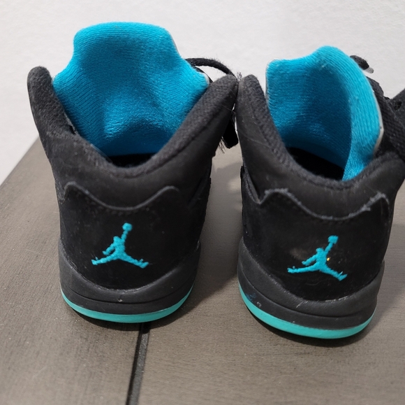 Nike Air Jordan 1 MID TD Size 5C - Picture 3 of 5